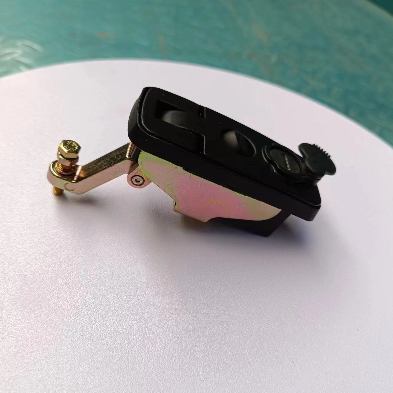 Auto Accessories Universal Bus Lock Luggage Door Lock Auto Parts Bus Door Han Right Front Door Lock for Rosa Bus