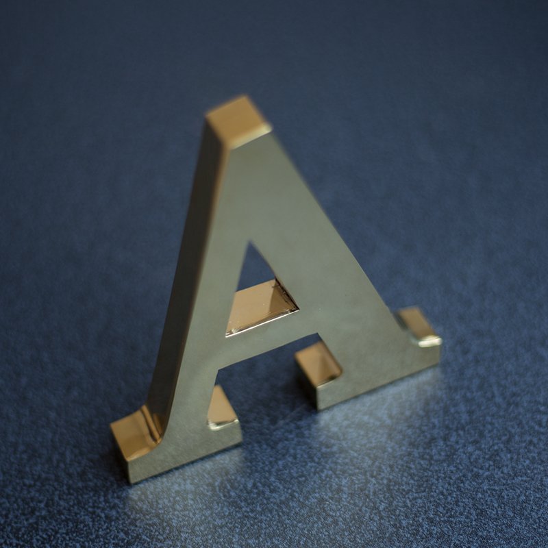 Electroplated Brass Mirror Metal Letters Seiko Letters Storefront Outdoor Signboard Advertising Shop Sign