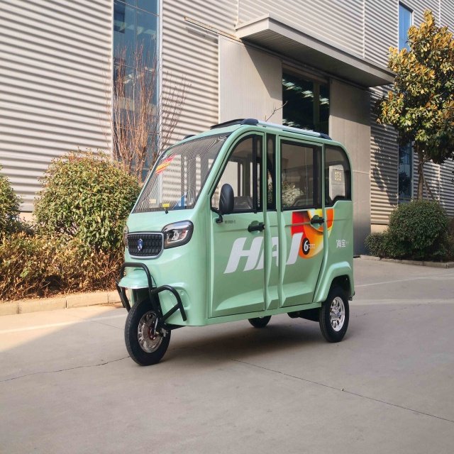 60V100A Three Wheel Car Electric Trike Wheel Motorcycle Three Wheel Tricycle with Enclosed Cabin for Passenger