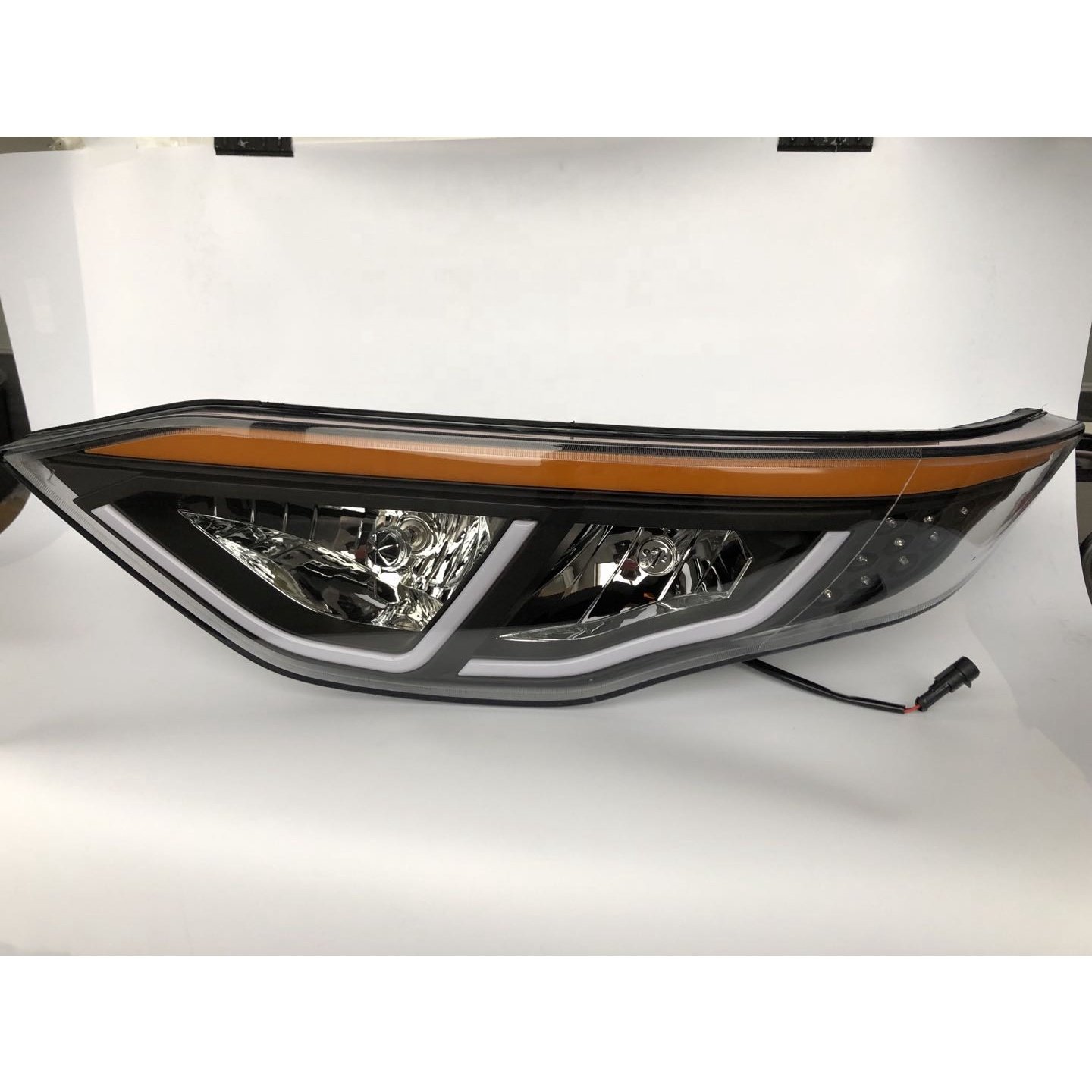 Bus Spare Parts Marcopolo Bus Light Led Head Lamp 24V 12V