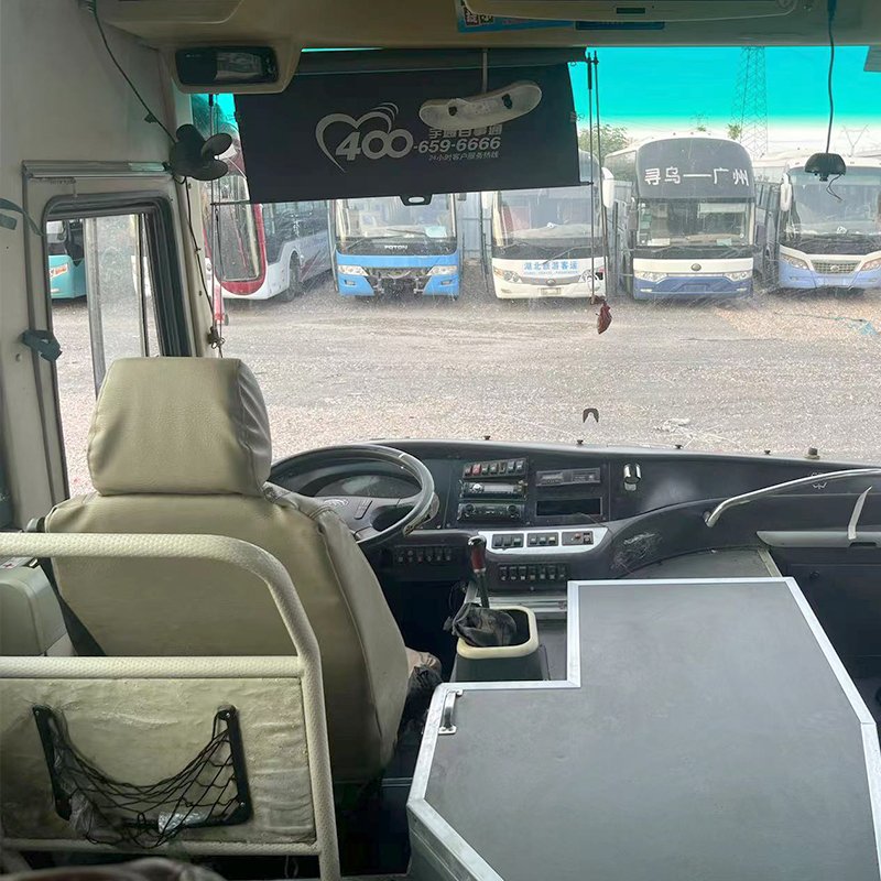 6102 43-60 Seats Used Bus for Sale Cheaper Used coach Diesel Engine