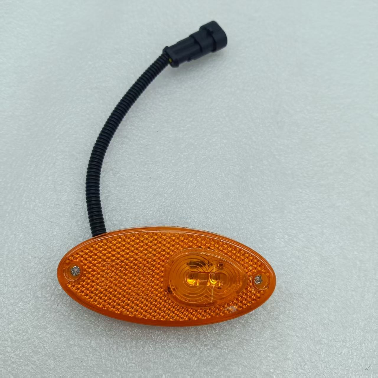 High Quality Side Marker Lamp for Yutong Zhongtong Jinlong Haiger Bus Spare Parts Car Light Accessories