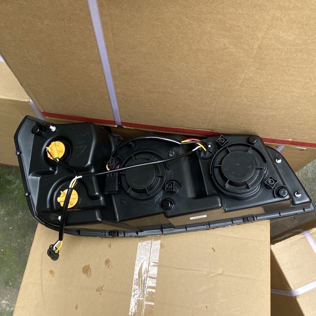 Head Light for Bus Head Lamp for yutong 6126 WJC-Q-010
