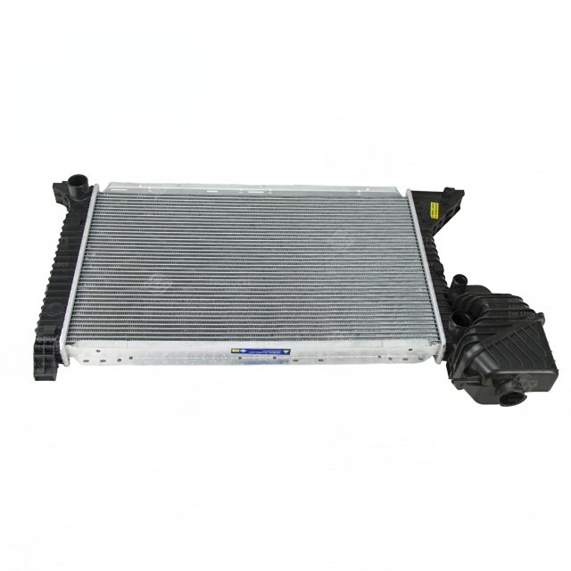 Factory Price Engine Cooling Aluminum Radiator for Mercedes Benz Sprinter Bus 901 902 903 904 9015003500
