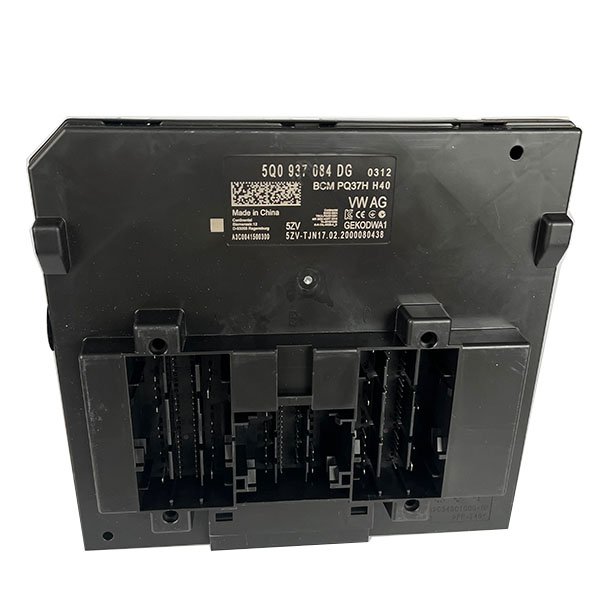 MENGLONG Original Gateway Can Bus Canbus Control Module for VW Passat Tiguan MK2 Golf Bora Sagitar MagotanB6 B7L B8L Multivan