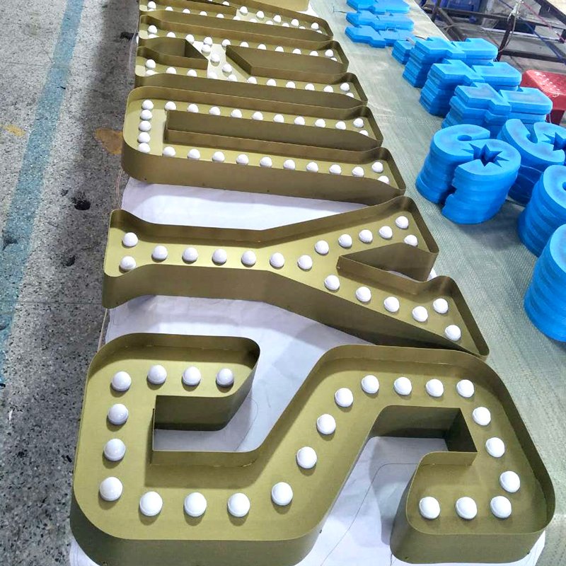 SHINING Vintage Led Signs Bulb Letters Customized 3D Led Illuminated Channel Letter Sign Store Sign Light up