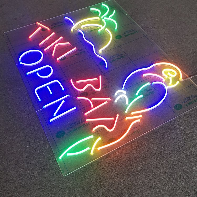 Fast Delivery Waterproof Outdoor Custom Led Decorative Lighting Illuminated Name Letter Customized Neon Signs Tiki bar Sign