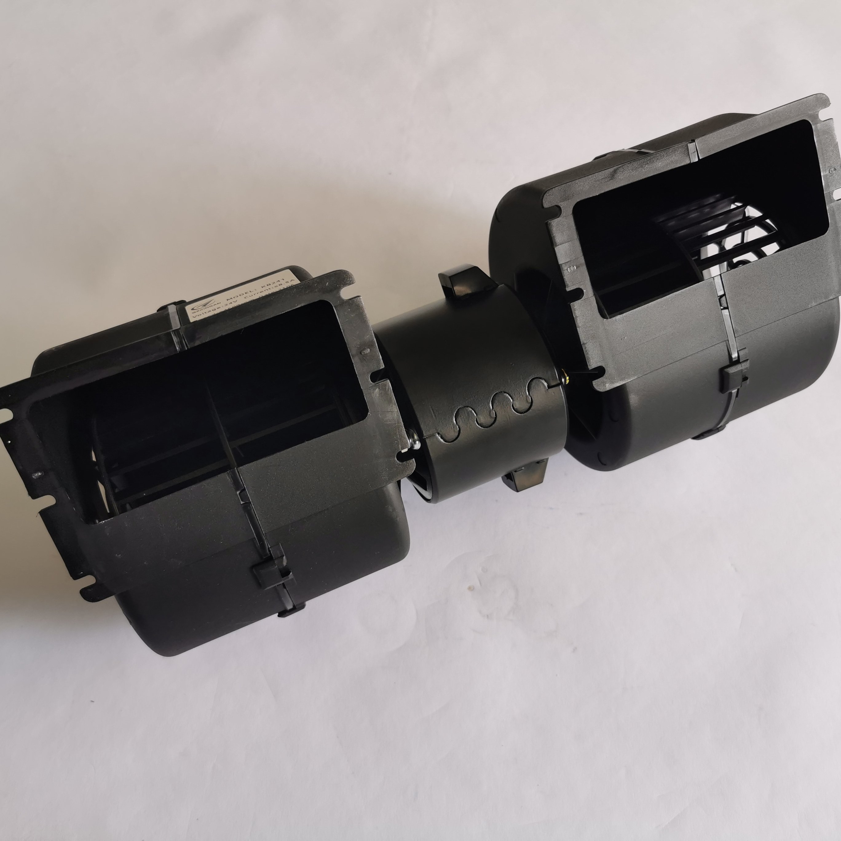 China Made Double Wheel 12V and 24V Evaporator Blower Fan for Bus Cooling System