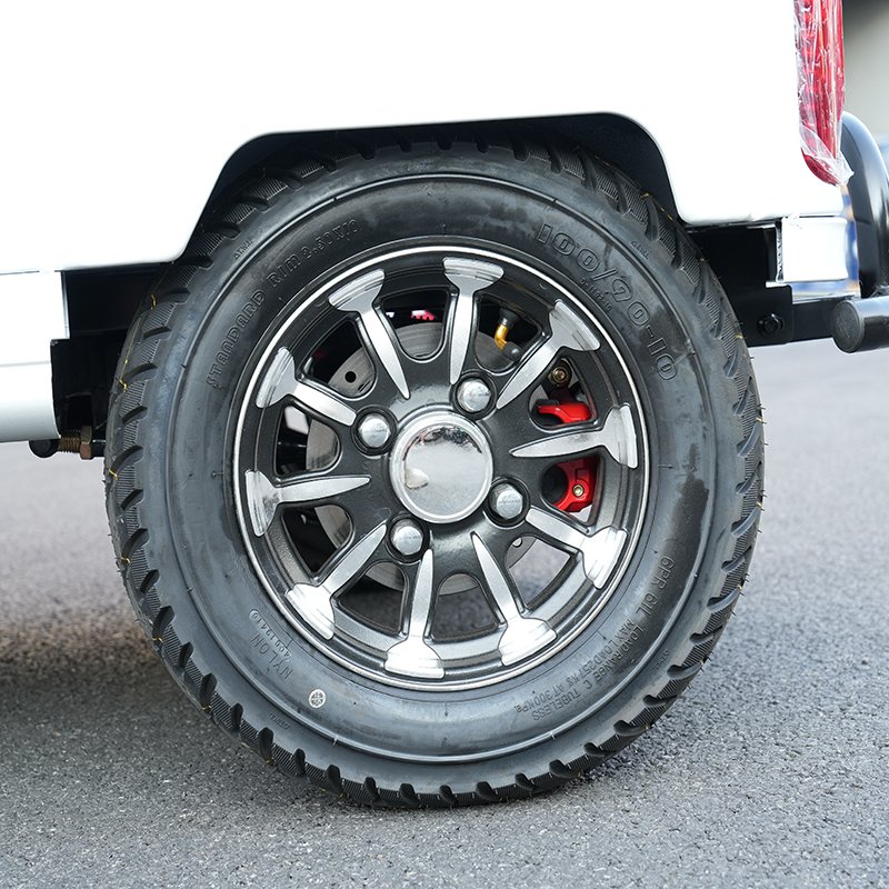 MINIBUS M8 Disabled Mobility Scenic Area Sightseeing Four Wheel Electric Four Wheel Vehicle