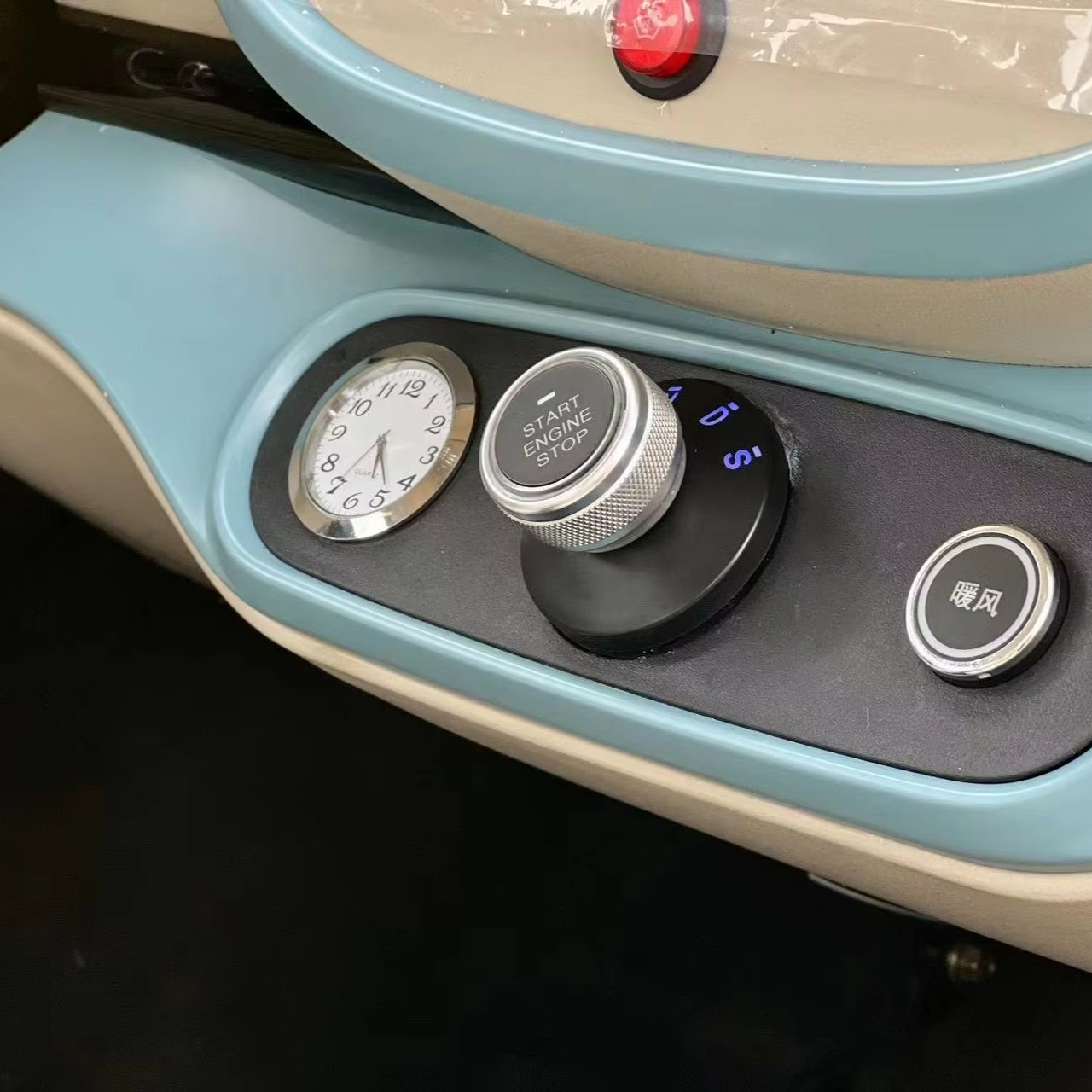 Low Speed Mini Electric Vehicle New Energy Pure Electric EEC Adult High-end Luxury Mini Electric New Energy Vehicles in China