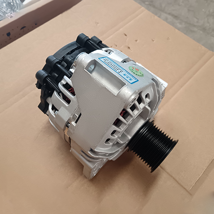 OEM Standard Ankai Bus Parts Generator Engine Parts 24V Bus 3701-00180 Alternator