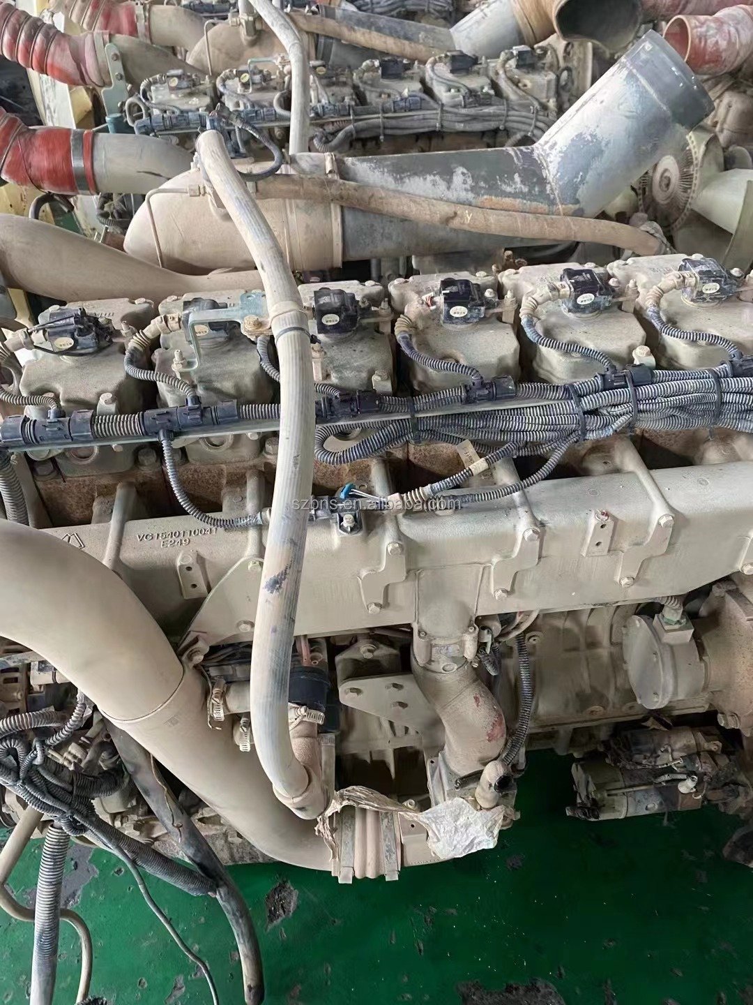Ready Stock Used HOWO SINOTRUCKs 420HP CNG Engine T12 T12.42 Natural Gas Engine for Sale