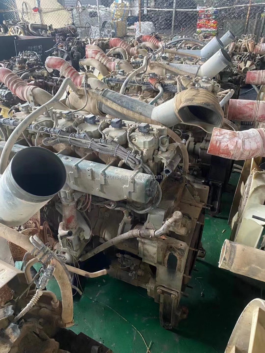 Ready Stock Used HOWO SINOTRUCKs 420HP CNG Engine T12 T12.42 Natural Gas Engine for Sale