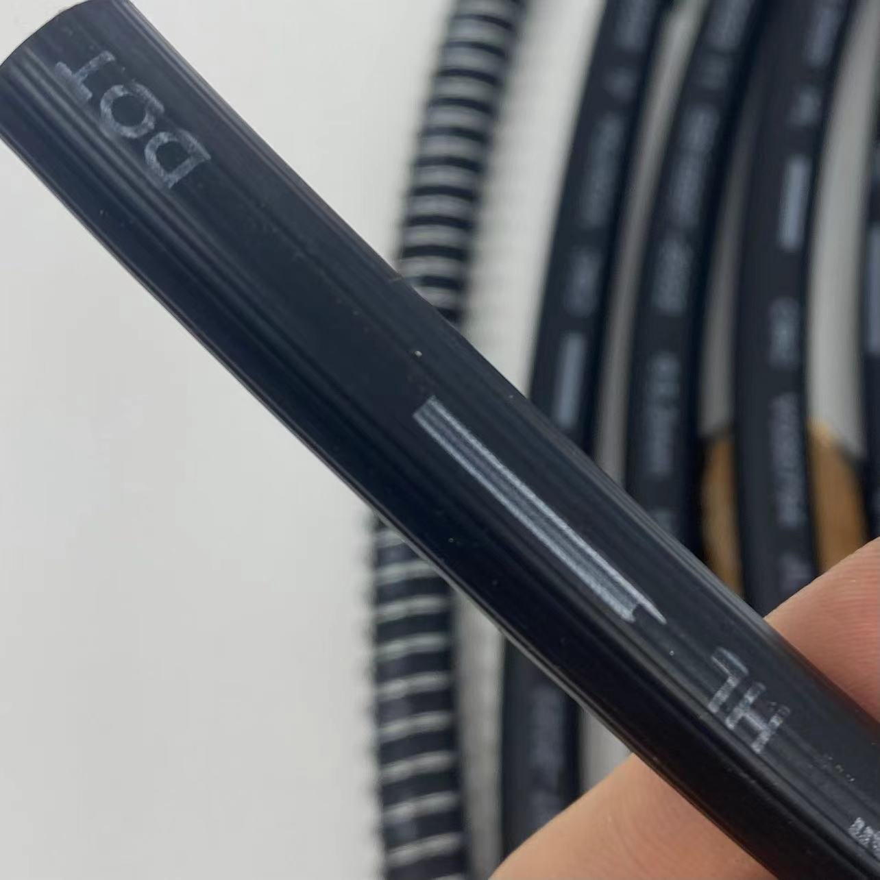 Factory Customized High Resistant Temperature Industrial Use Moulding Processing Service Air Pressure Brake Hose