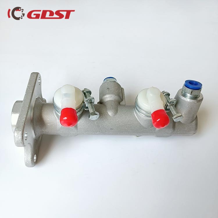 Wholesale Price Car Brake Pump Brake Master Cylinder for Toyota Coaster Bus 47201-36390