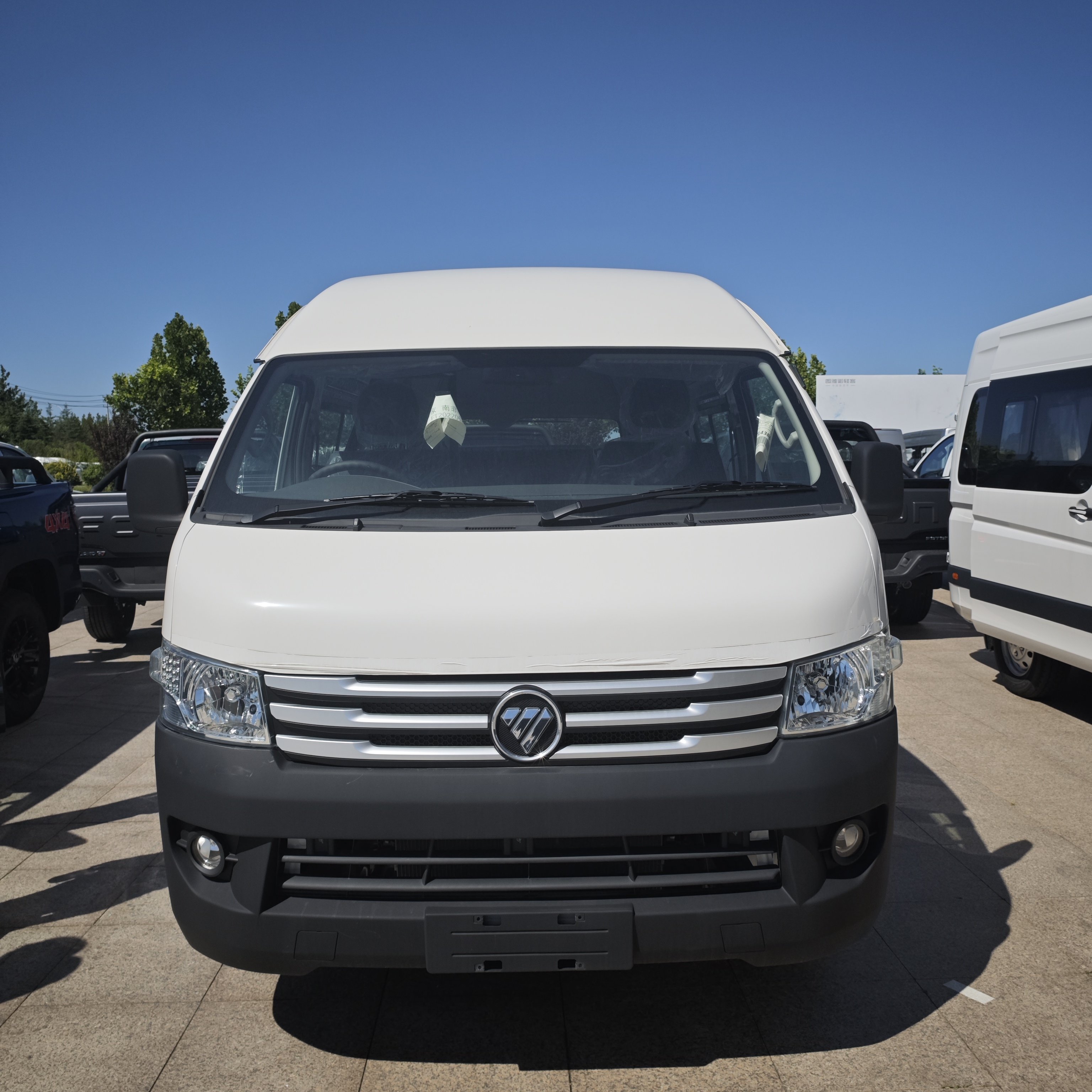 New 15 17 Seats Passenger Foton Bus Diesel Gasoline Electric Mini Small Bus for Transport