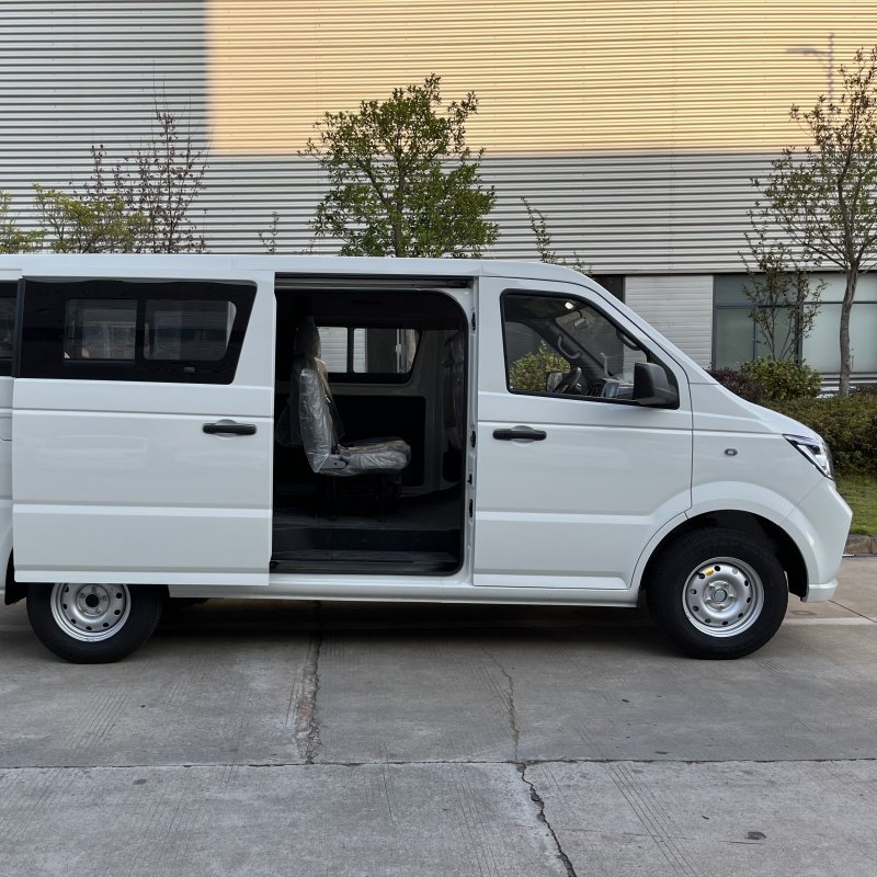 KAMA 2024 ES6 ES7 Mini Tour Bus Unitized Body 38.01kWh Pure Electric Bus