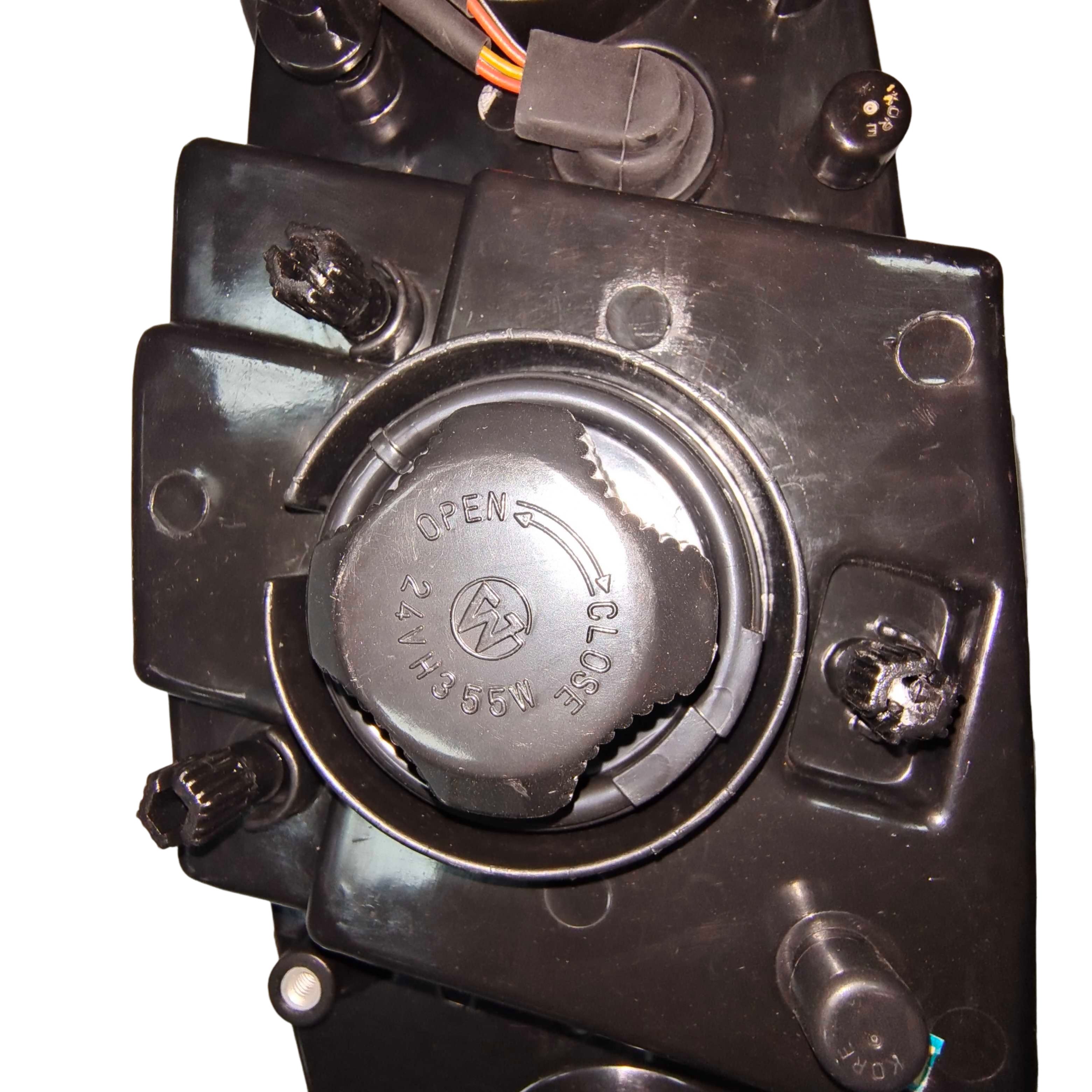 Oem Odm Wholesale Higer Bus Kinglong Bus Headlight Assembly Bus China Headlight Combination Lamp