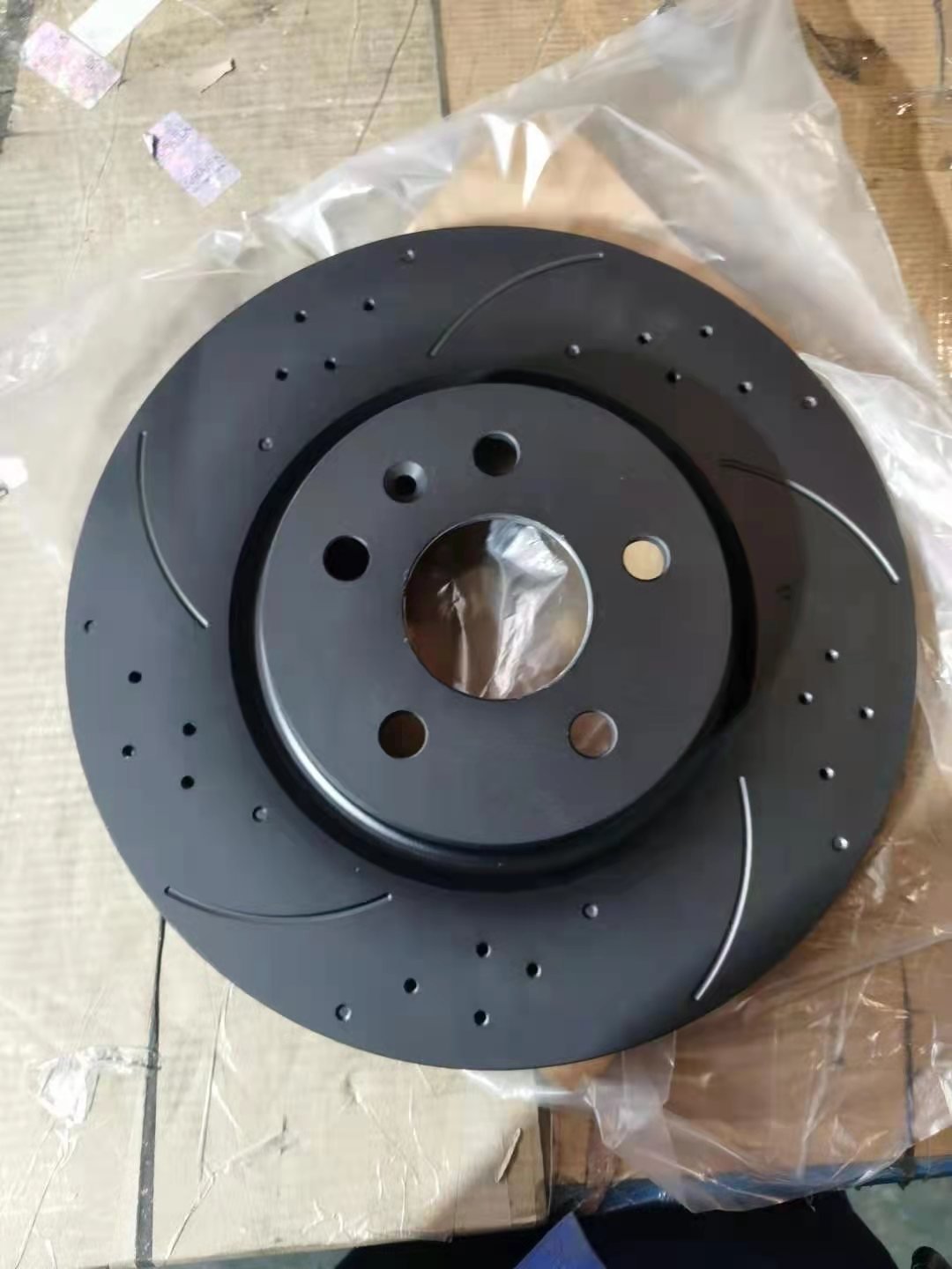Cross Drilled Carbon Ceramic Disc Brake Discs Manufacturer