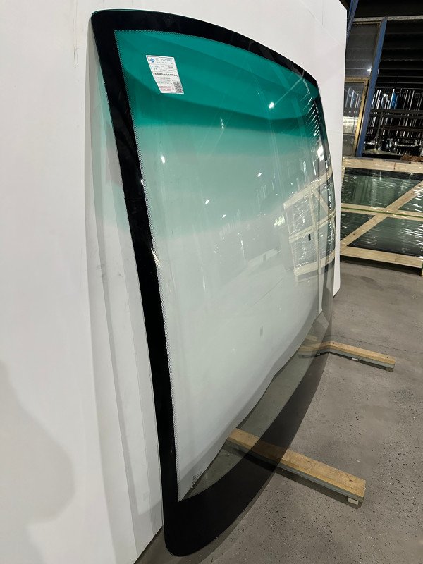 High Quality Used Front Glass Windshields for HIGER6123A80 Bus Factory Direct From China Bus Windshields Glass