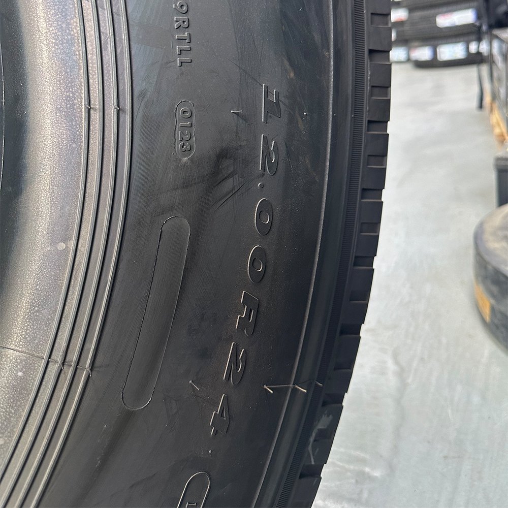 Hanmix Truck and Bus Radial Tire Truck Tire All Steel ST-04 12.00R24 Neumaticos Para Camiones Y Autobuses Truck and Bus Tires