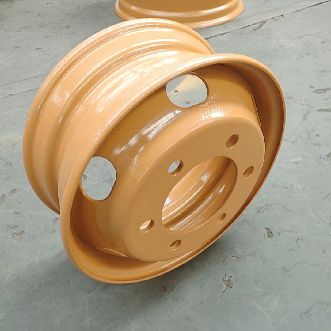 Hot 19.5 Truck Wheel Passenger Car Wheels 19.5*6.75/19.5*7.5 Suitable for Bus Truck Trailers