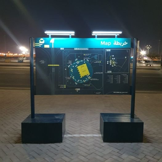 High Brightness Solar Outdoor LED Billboard Sign Light Integrated Solar Signage Light for Advertising