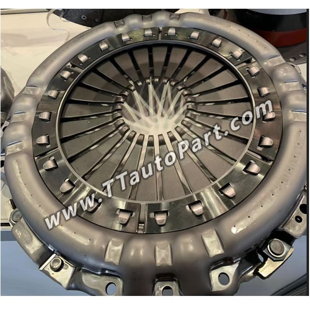 Clutch Kit 3400710 Clutch for Trucks 3400710004 3400710064 3400710061 for Volvo Truck Parts