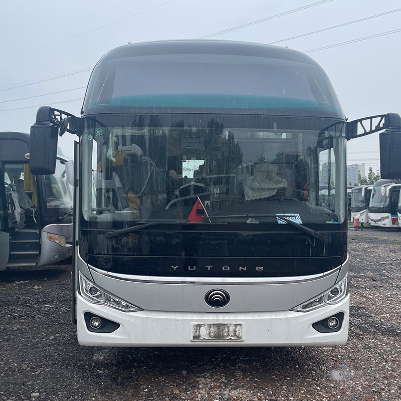 Used 47-Seat Coach Bus for Sale Diesel Fuel Manual Transmission Weichai Engine