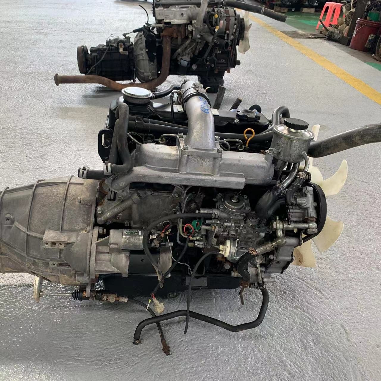 4 Cylinders QD32T Japanese Original Used Diesel Engine for Nissan Pickup Trucks Paladon