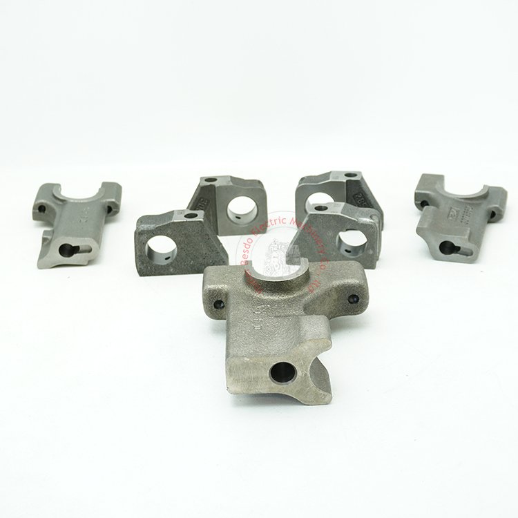 M11 ISM QSM Diesel Engine Part Rocker Lever Support 3893584 3079662 3079661 Fan Support 4974062