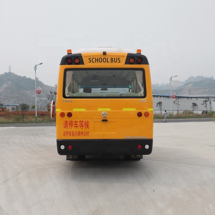 Dongfeng EQ6661ST6D 24-36 3+2 Seat 6.6m Yuchai Euro 3 Diesel Front Engine School Bus with A/C Maxspeed 80km/h on Sale