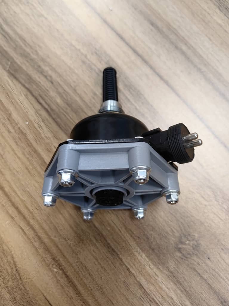 China Made Excavator Daewoo Truck Bus Generator DL08 Engine Part 1093700040 96801448 K7131100 10501DV001 Auto Drain Valve