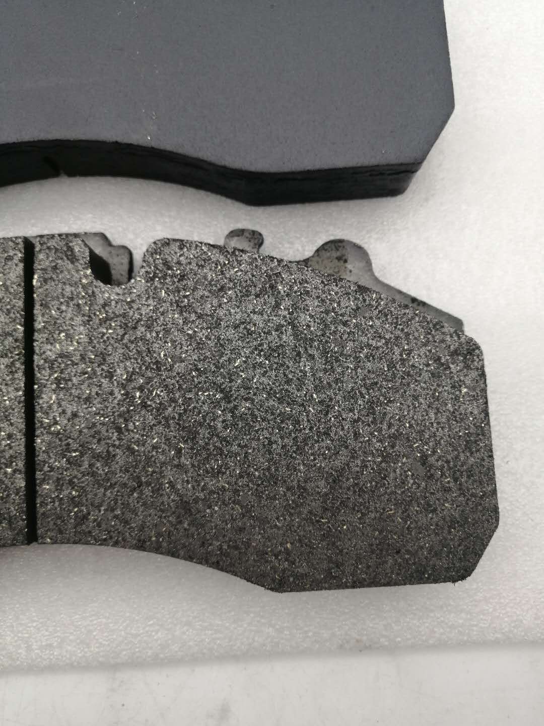 Genuine Quality Semi Metallic Ceramic Auto Brake Pads Wva23546