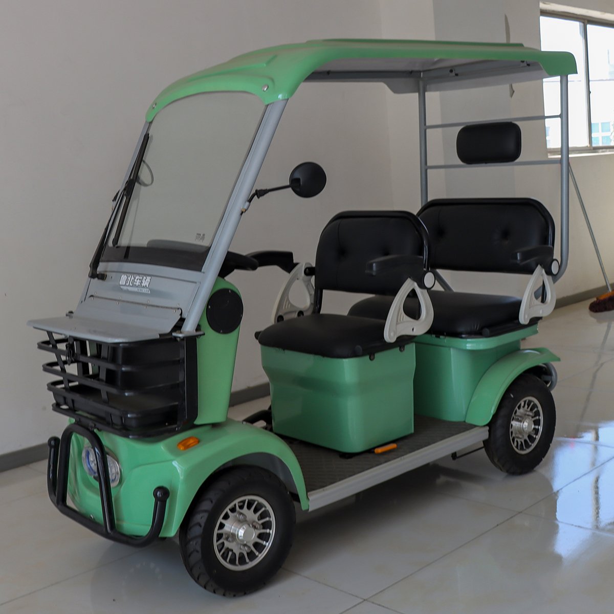 LUBEI Vehicle Manufacturer OEM/ODM 60V High Power 4 Wheel Electric Mobility Scooter City Step Through Electric Golf Cart