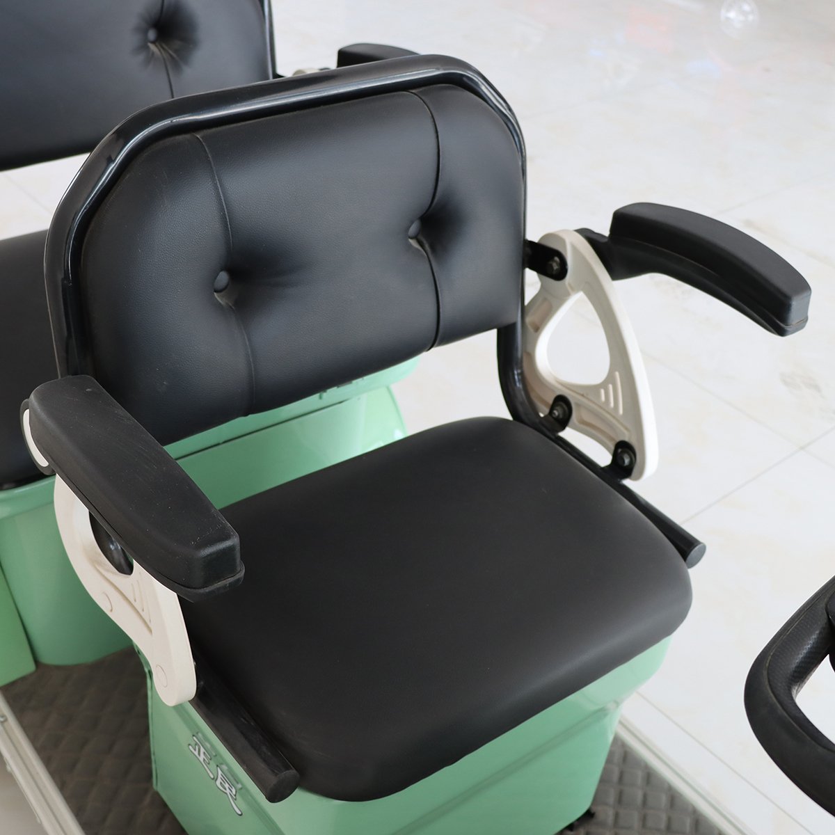 LUBEI Vehicle Manufacturer OEM/ODM 60V High Power 4 Wheel Electric Mobility Scooter City Step Through Electric Golf Cart