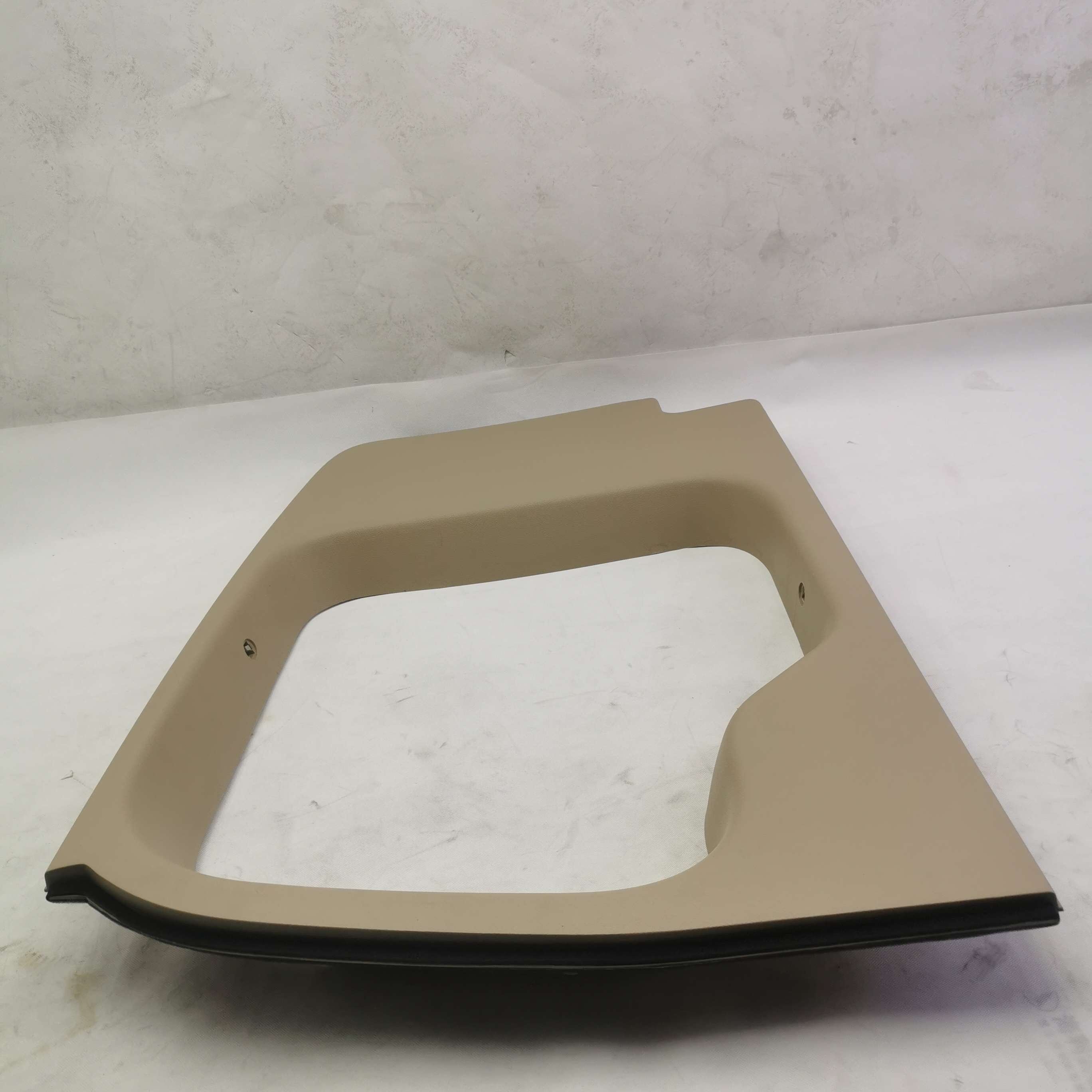 Foton Truck Parts Middle Top Right Back Door on Interior Panel FV1630160004A0A2302