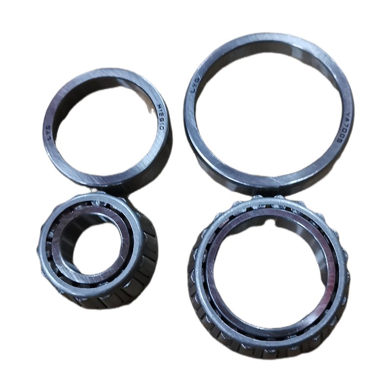 One Set of Front Wheel Inner and Outer Bearings for JAC Sunray Van Light Truck V260 X200 Foton FAW DONGFENG JMC