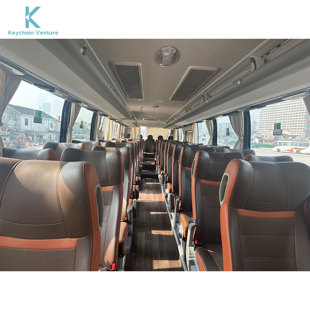 Used bus 48-seat transport business long-distance bus for sale