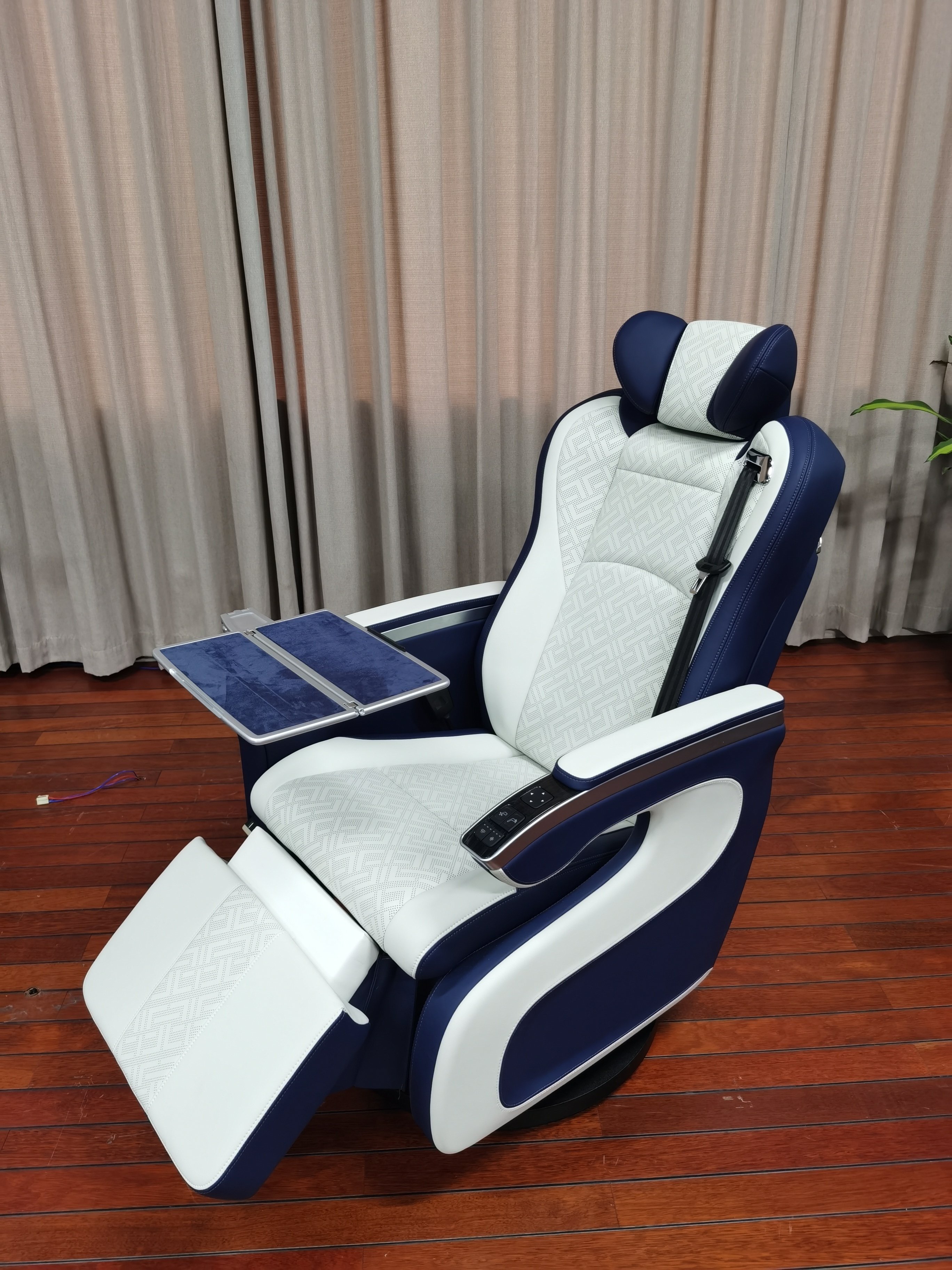 Classic VIP Luxury Seat With Table Fit for VAN Campervan Limousine LM300 Alphard Vellfire Hiace Coaster