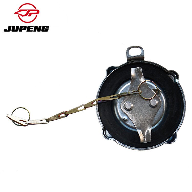 FRR FSR Lock Fuel Tank Cap 1224400280 Sliver Color Painting With Chain Isuzu Cargo Truck