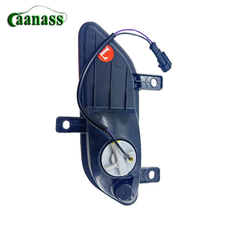 Guang Zhou Caanass Bus Accessories 3701-32422-15 3701-32422-25 Fog Lamp Fog Light Use for KINGLONG XMQ6128AY4D Bus Spare Parts