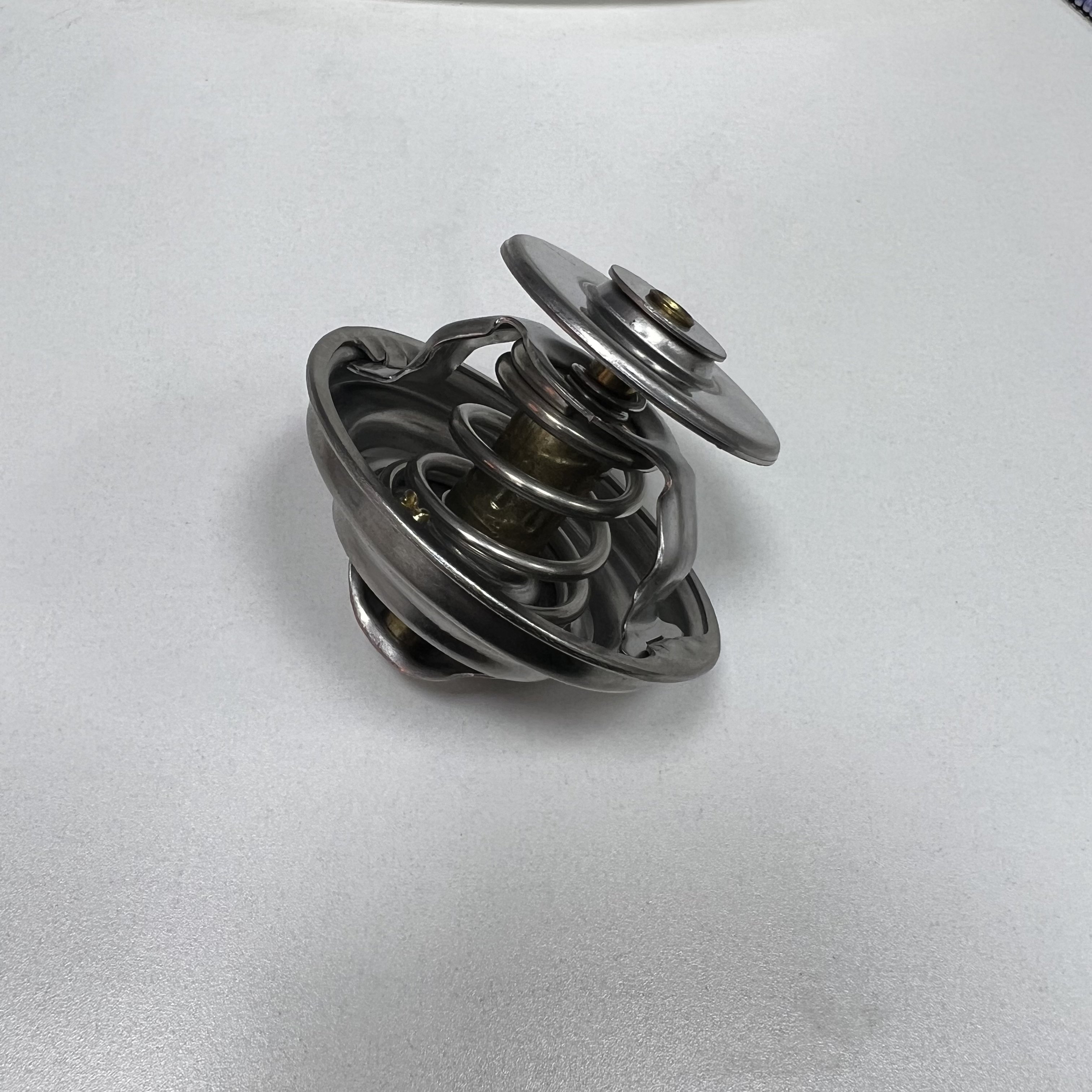 Daewoo Bus Excavator Generator Truck Parts 51.06402-0062 65.06402-0006 71 Degree Thermostat for Doosan