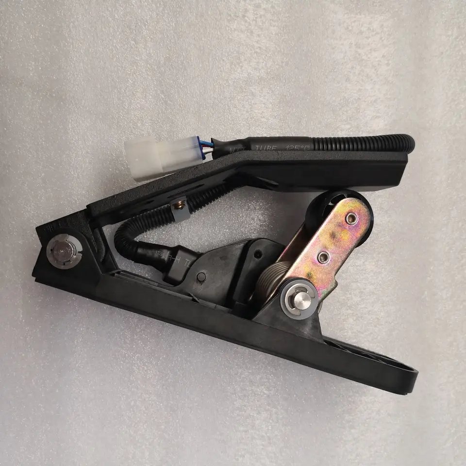 High-quality 1108010E898 Electric Accelerator Pedal /Accelerator Pedal Sensor for Light Duty Truck
