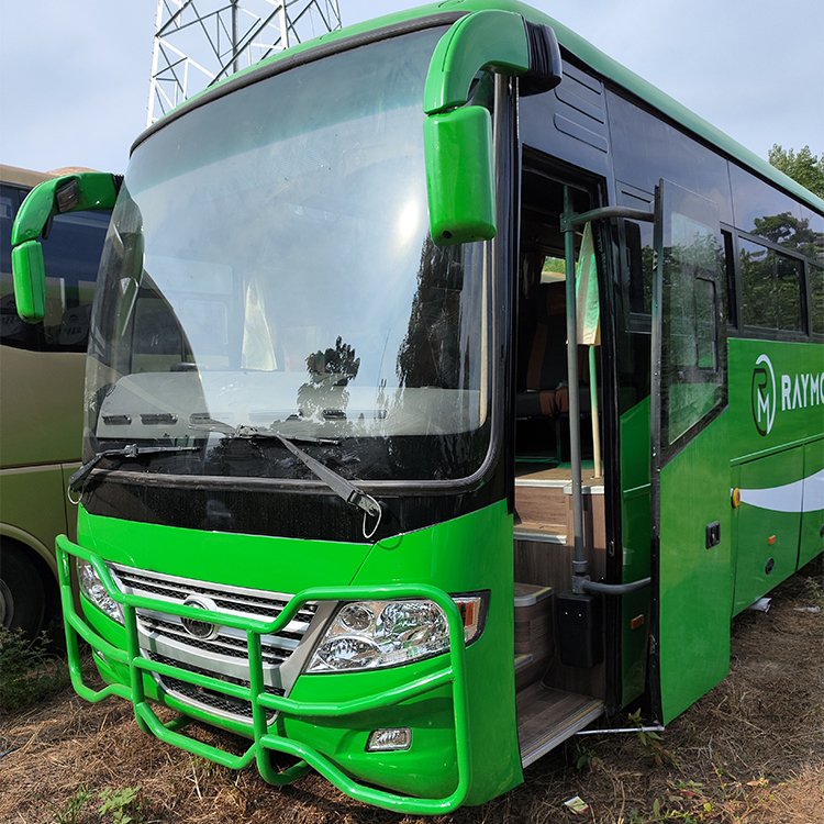 Hot Sale Used YU TONG 24-54 Seats Diesel Buses Automatic Used Higer Coach Buses RHD Front Engine Second Hand Coach Bus