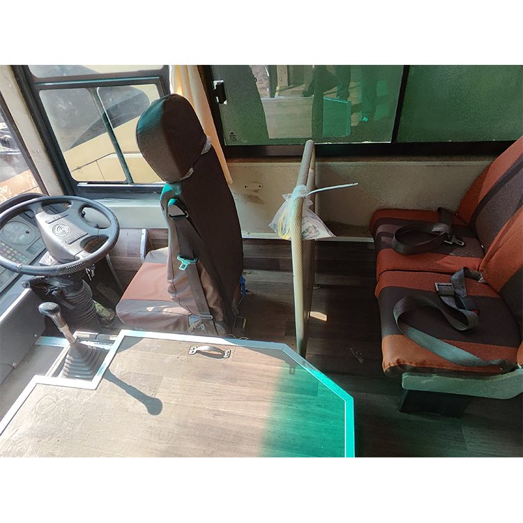 Hot Sale Used YU TONG 24-54 Seats Diesel Buses Automatic Used Higer Coach Buses RHD Front Engine Second Hand Coach Bus