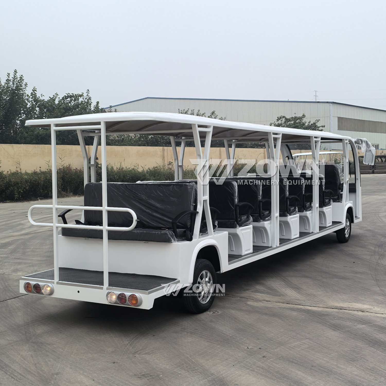 White Low Price Good Quality High Performance Tourist Sightseeing Shuttle Electric Sightseeing Bus for Sale