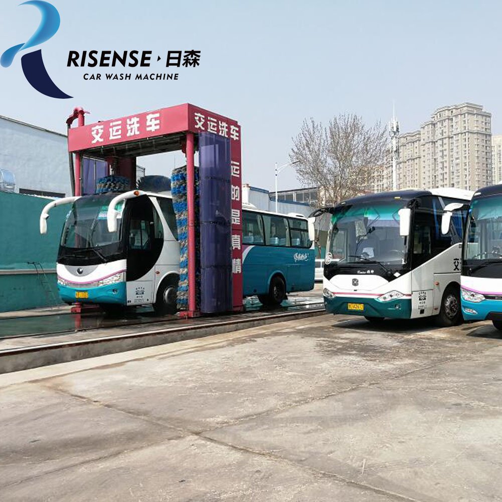 Risense Brush Washing Automatic Mobile Car Wash Truck for Sale for Wash Bus System for Sale