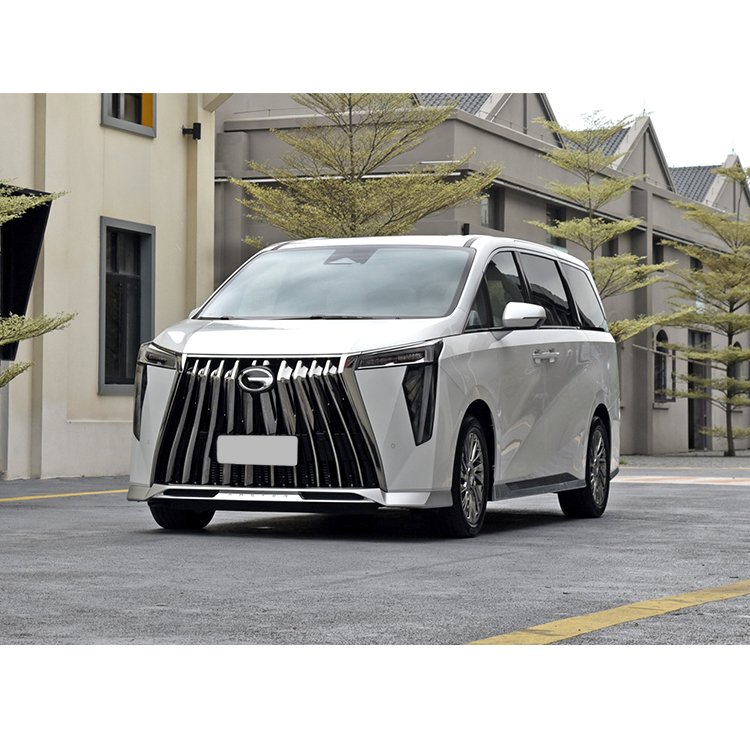 Suzuki Letsi M8 MPV New Hybrid Gasoline Petrol Vehicle with LED Camera Electric Light Leather Turbo 1/2 Ton 1 Pendant Lights FWD