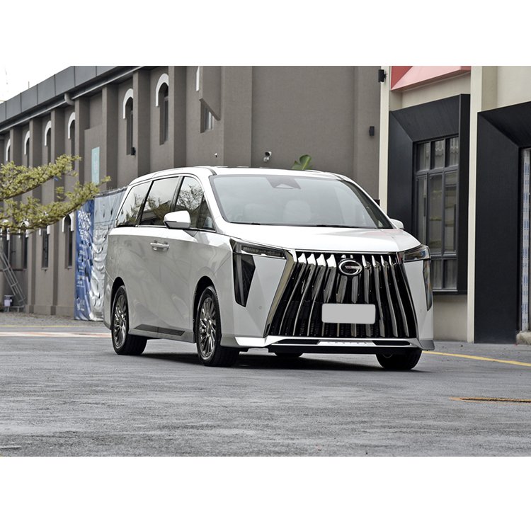 Suzuki Letsi M8 MPV New Hybrid Gasoline Petrol Vehicle with LED Camera Electric Light Leather Turbo 1/2 Ton 1 Pendant Lights FWD